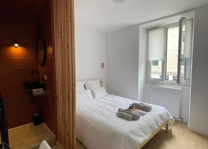 Appartamento élégant 2 à Deux Pas De L'espagne